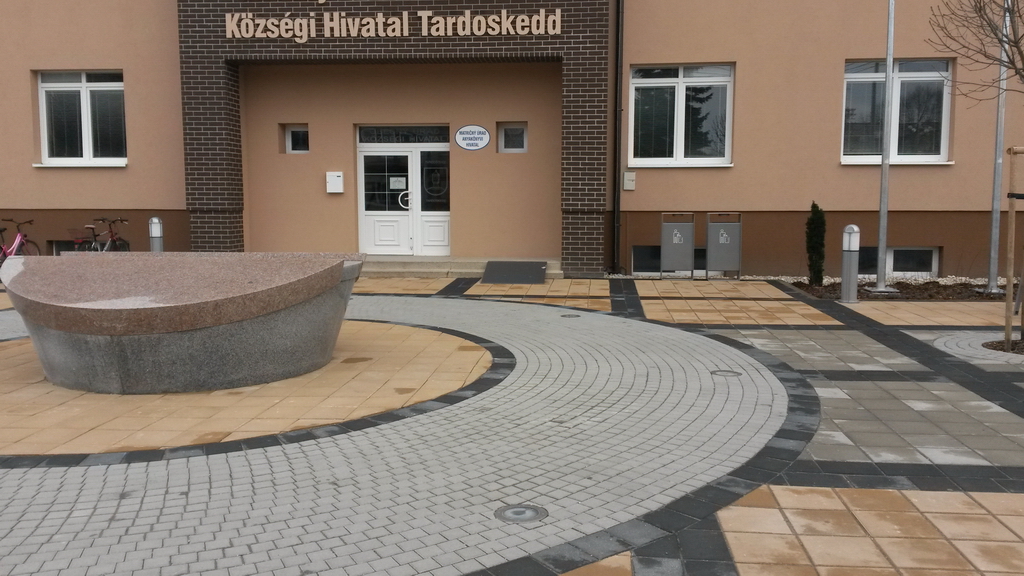 LED verejne poulicne osvetlenie namestia Tvrdosovce