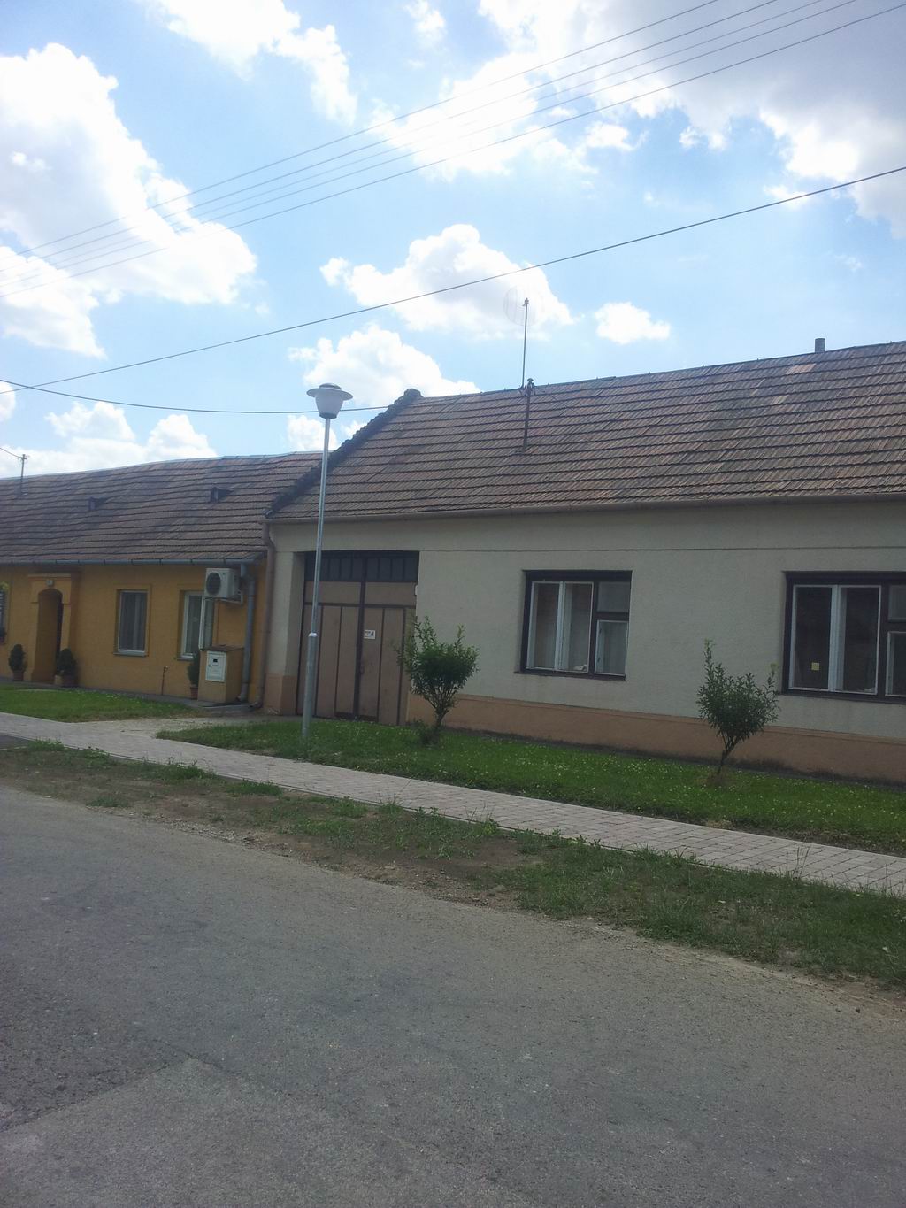 poulicne svietidla - osvetlenie ulice a parku - Stefanova (Trnava)