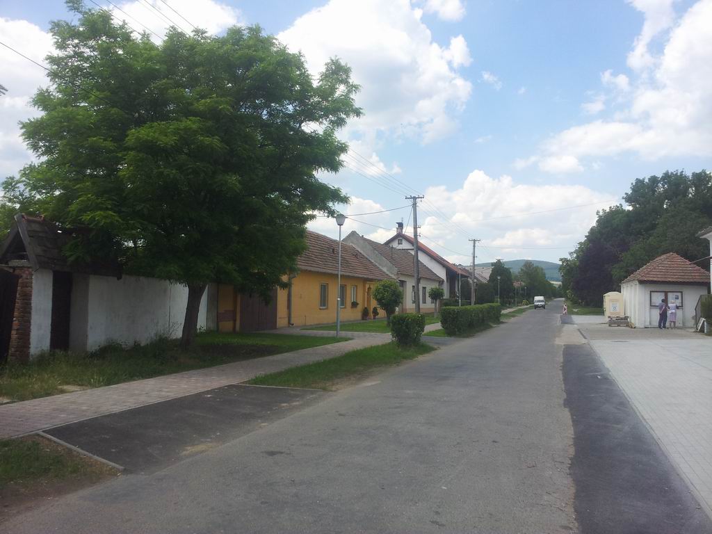 poulicne svietidla - osvetlenie ulice a parku - Stefanova (Trnava)